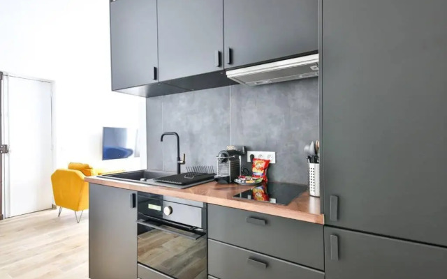 New&Renovated in heart of PARIS- 6pers