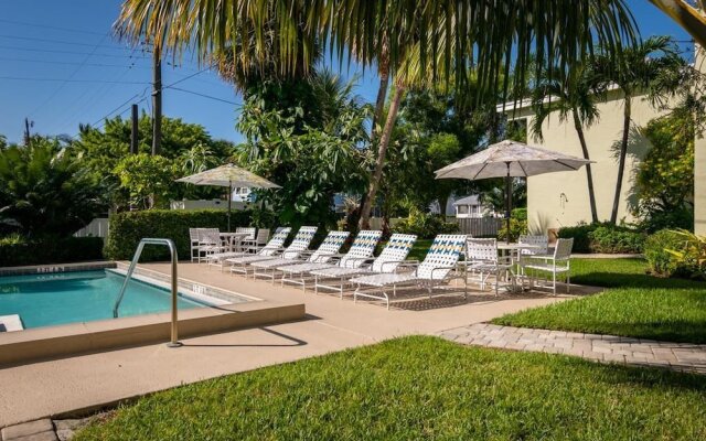 Palm Cay 3