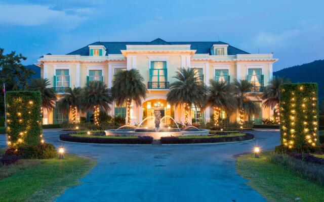 Chateau de Khaoyai Hotel & Resort