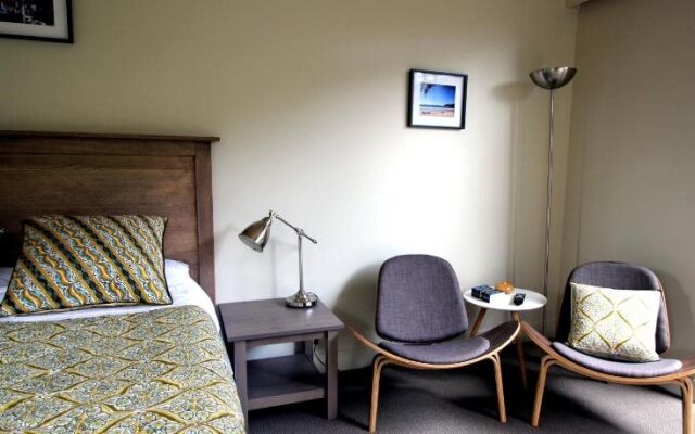 Phoenix Eumundi Bed & Breakfast