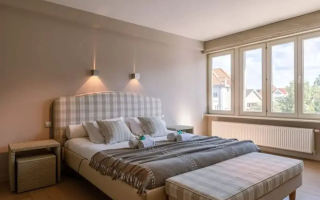 Beautiful and Authentic Apartment Nearby the Beach