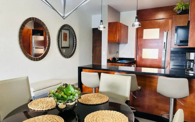 Palmilla Apartments