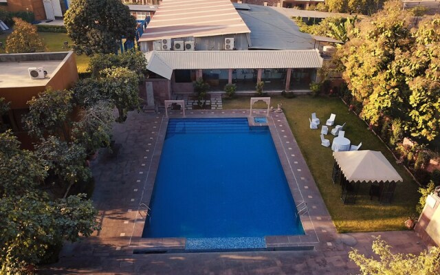 Treehouse Amaara- Pure Vegetarian Resort