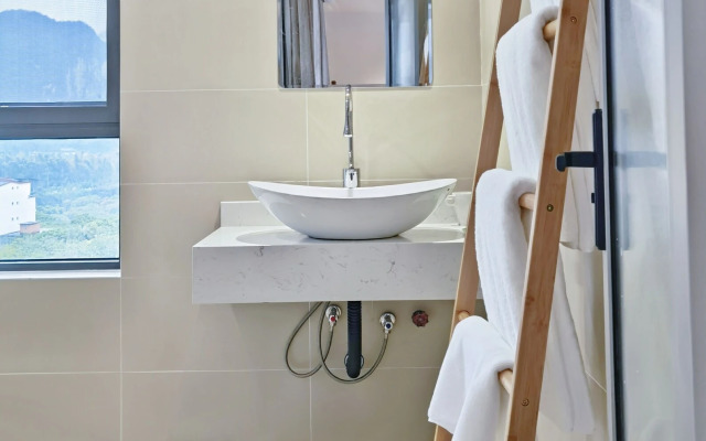 Riverside Retreat Hotel