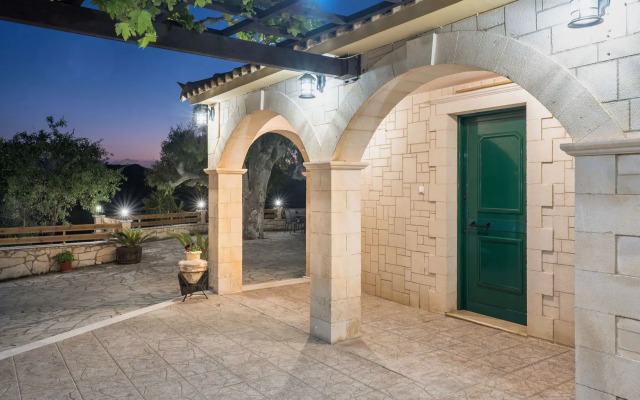 Villa Kanalos