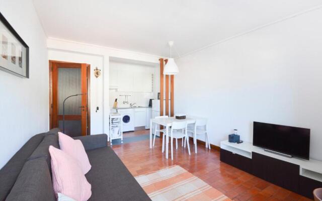 Sesimbra 99 - T2 Apartment