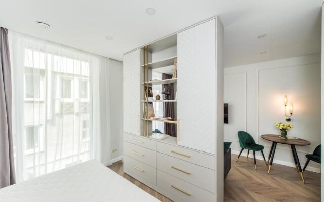 Comfortable Studio Apartment in Old Town by Hostlovers