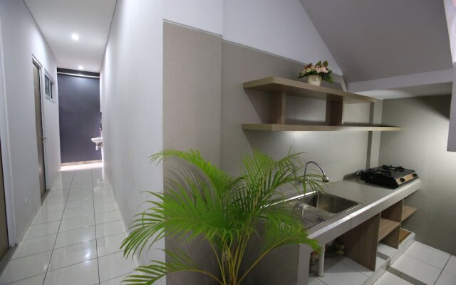 RedDoorz @ Karet Pedurenan 2