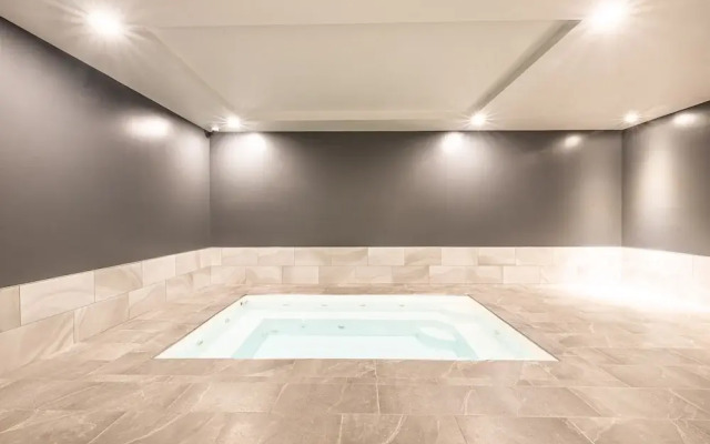 Hôtel Manoir Vieux Québec