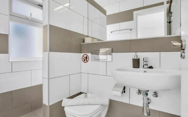 Apartamentos LIVVO Mar Azul - Adults Only