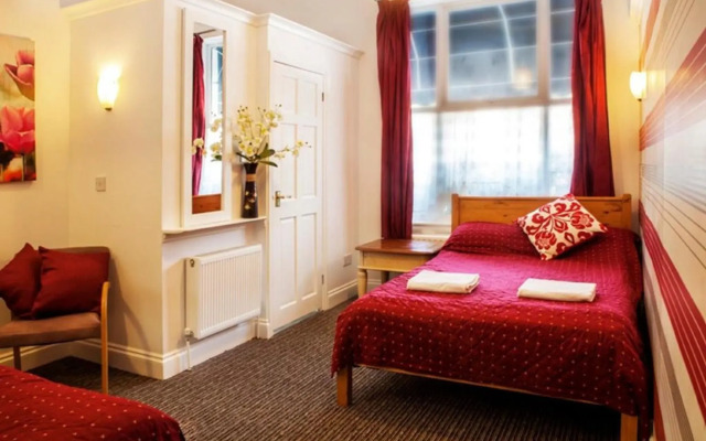 Hotel 261