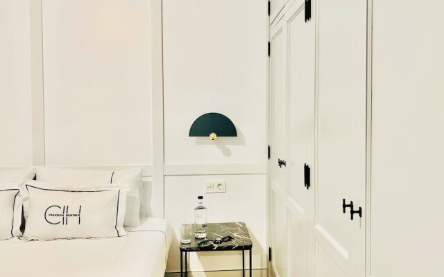 CIH Apartments