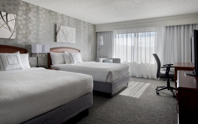 Courtyard by Marriott Lebanon