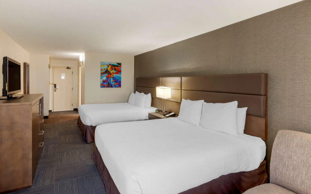 Best Western Plus Toronto Airport Hotel