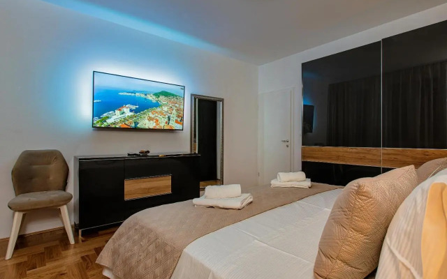 NEW! Luxury Apartment Dona