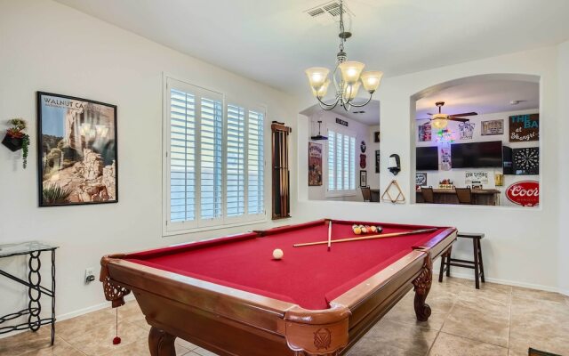 Heated Pool, Gas Grill & Yard: Phoenix Retreat!