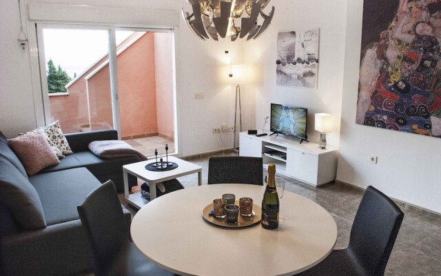 Lovely Penthouse with Sea View Ref 9
