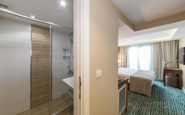 Cihangir Hotel Bosphorus