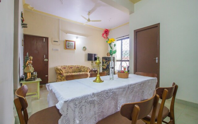 OYO 15934 Home Traditional 3BHK Bainguinim