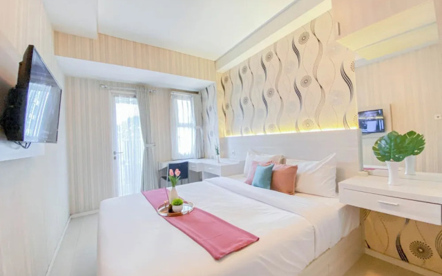 Spacious 2Br At Apartment Parahyangan Residence