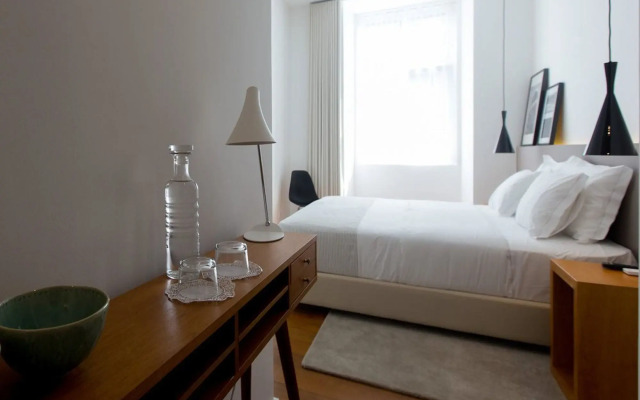 The 8 Downtown Suites