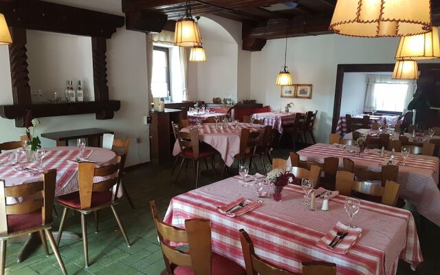 Schlosshotel Hoefingen