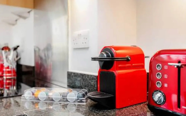 Morton Close Apartment