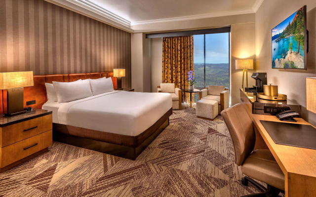 Atlantis Casino Resort Spa - Image 3