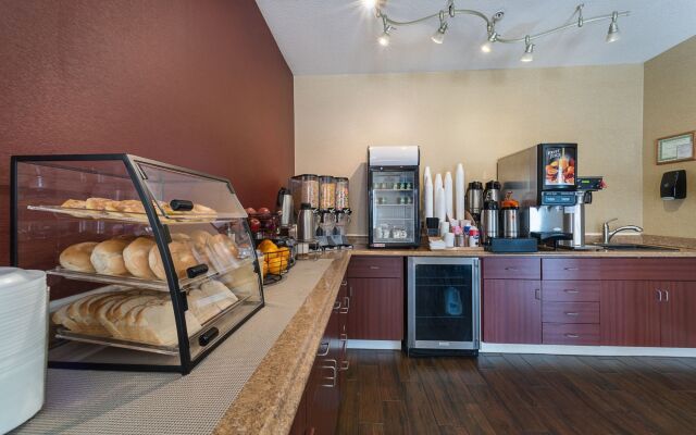 Red Roof Inn St Louis - Troy, IL