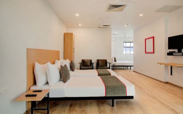 OYO Townhouse 145 The Park Infinity