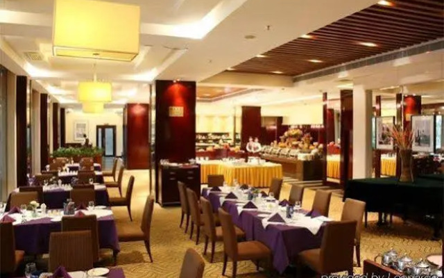 Grand View Hotel