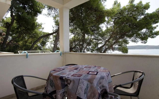 Apartments by the sea Trogir - 11895