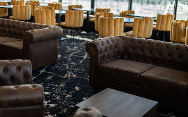 Hôtel Barracuda & Spa, Centre Port, pieds dans l'eau, vue mer