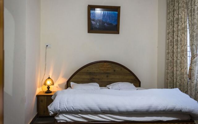OYO 13385 Home Peaceful 1BHK Dharamshala