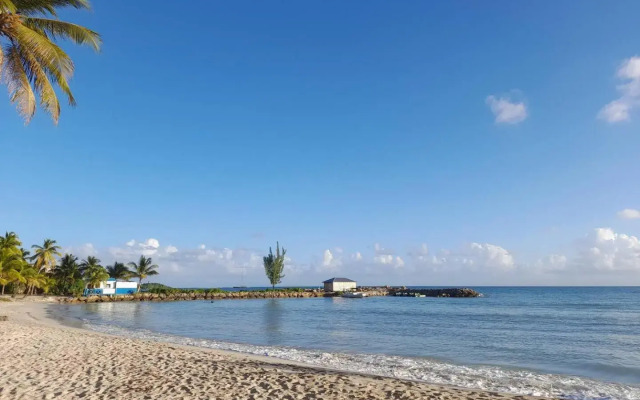 Charmant Studio De Standing Gosier