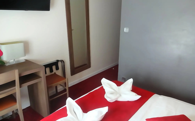 Hotel La Perle Montparnasse