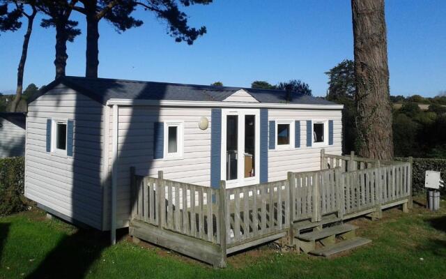 Domaine Résidentiel de Plein Air Le Port de la Chaine