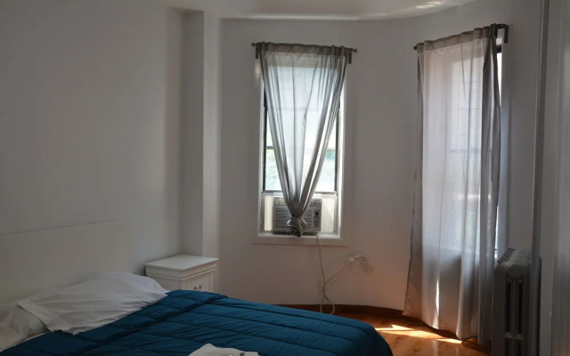 The Topping Three-Bedroom Apartment