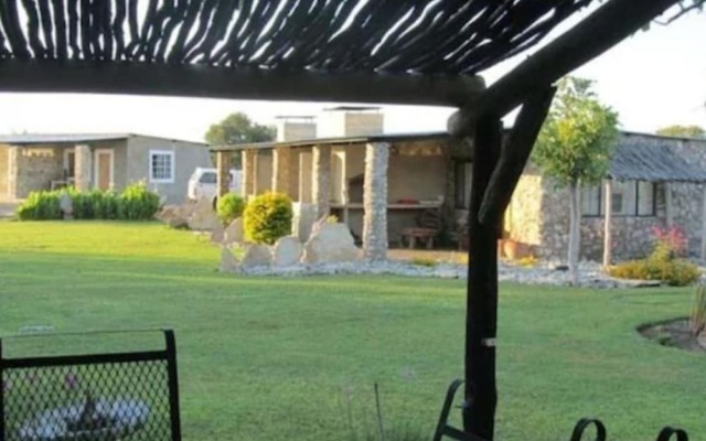 Eldorado Guest House & Camping