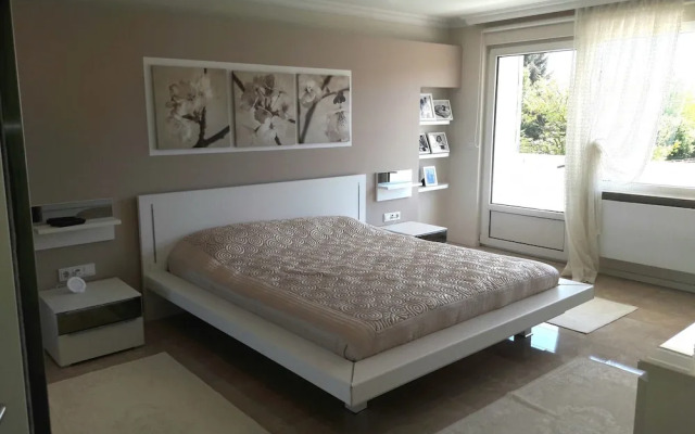 Private House Nelkenweg