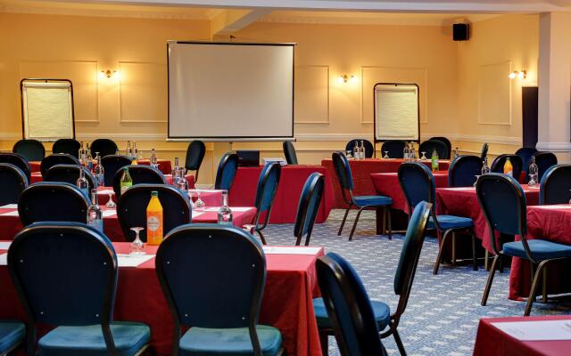 Best Western New Holmwood Hotel