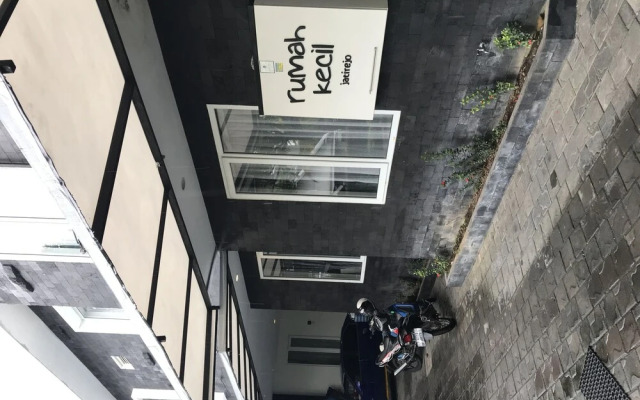Rumah Kecil Jatirejo