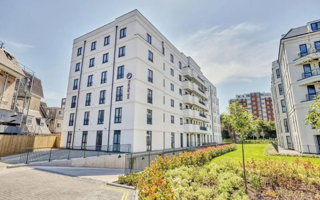 Premier Inn Bournemouth West Cliff