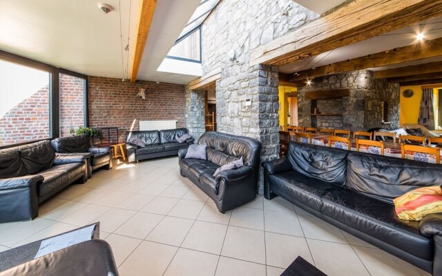 Modern Cottage in Rochefort with Private Garden