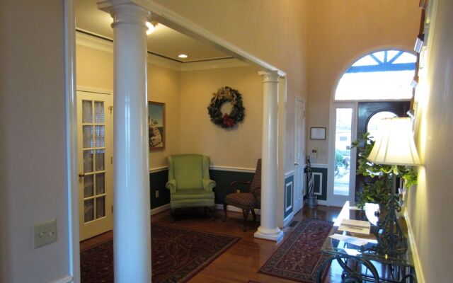 Garden Inn Bed & Breakfast at Bee Rock