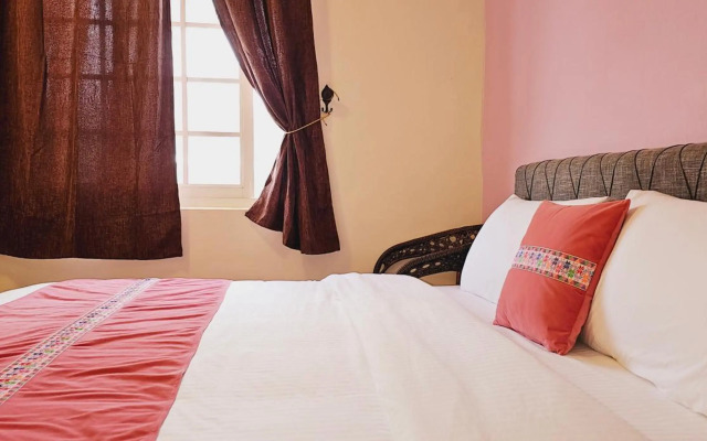 Auntie's Flowers Homestay