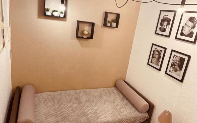 studio climatisé, 50 m de la prom, Wifi