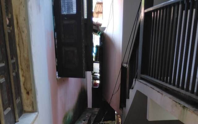 Quarto em Kitnet perto da primeira praia