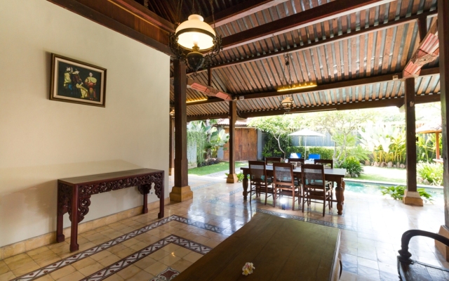 Bali Royal Heritage Villas