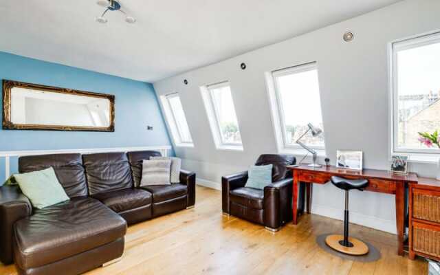 Beautiful 2-bed Apartment in London